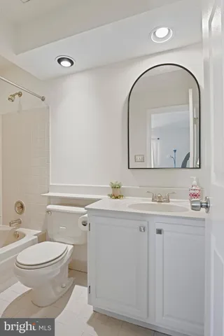 $550,000 | 44025 Aberdeen Terrace, Ashburn, VA 20147