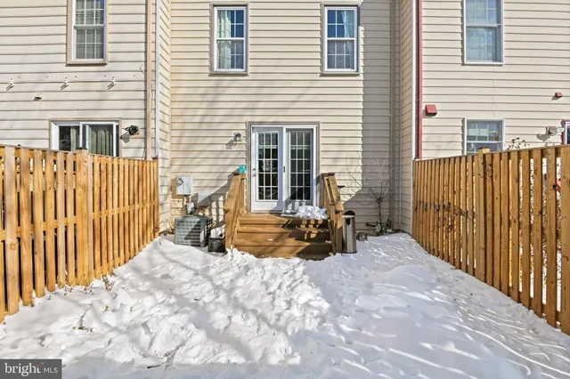 $550,000 | 44025 Aberdeen Terrace, Ashburn, VA 20147