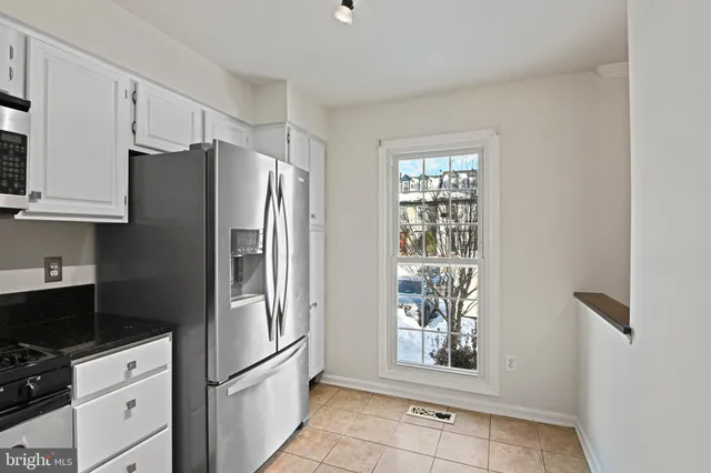 $550,000 | 44025 Aberdeen Terrace, Ashburn, VA 20147