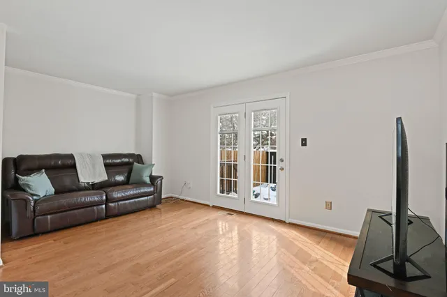 $550,000 | 44025 Aberdeen Terrace, Ashburn, VA 20147