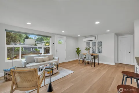 $1,025,000 | 3203 35th Avenue South, Seattle, WA 98144