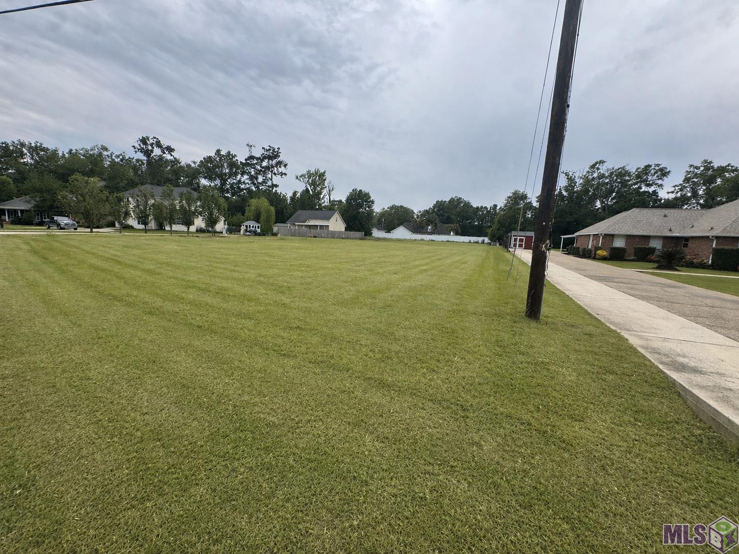 39753 Rou Mar Nei Drive Ponchatoula, LA 70454 - Photo 1 of 2