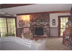 55 Baboosic Lake Road Amherst, NH 03031 - Photo 7 of 9