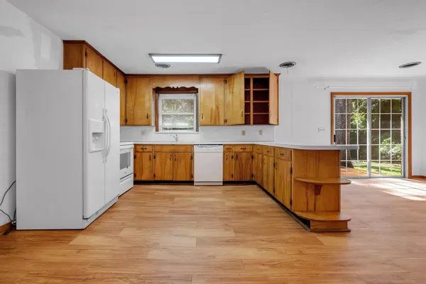 $242,000 | 123 Columbia Drive, Tallahassee, FL 32304