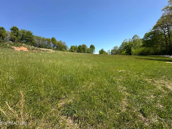 $349,000 | 933 Frog Level Road, Harrogate, TN 37752