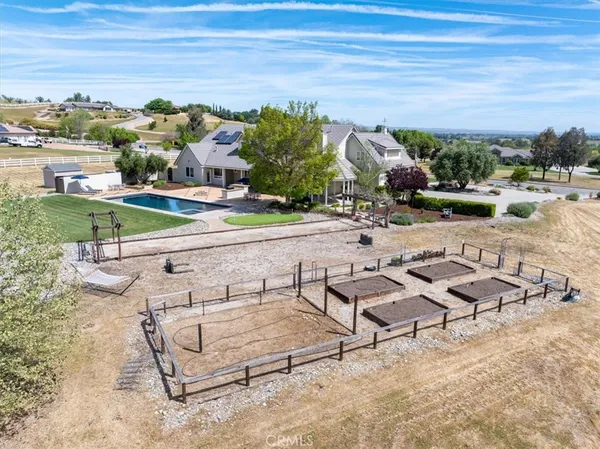 $1,750,000 | 775 Via Del Salinas, Paso Robles, CA 93446