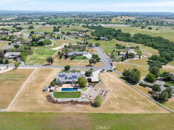 $1,750,000 | 775 Via Del Salinas, Paso Robles, CA 93446