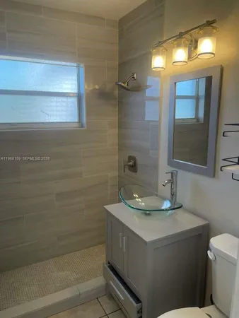 a view of a utility room