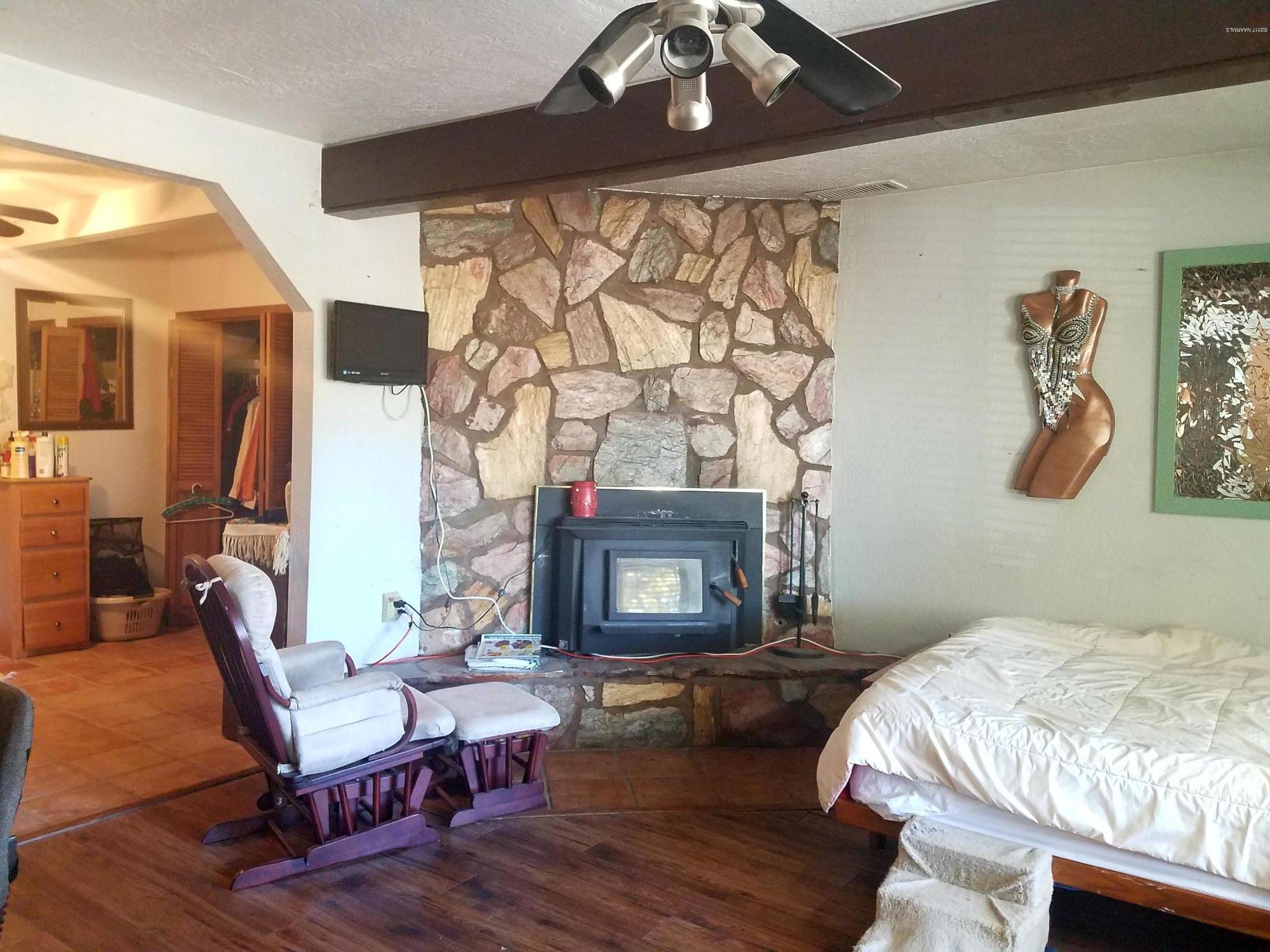 3565 North Manor Road Flagstaff, AZ 86004 - Photo 6 of 21 2nd Master