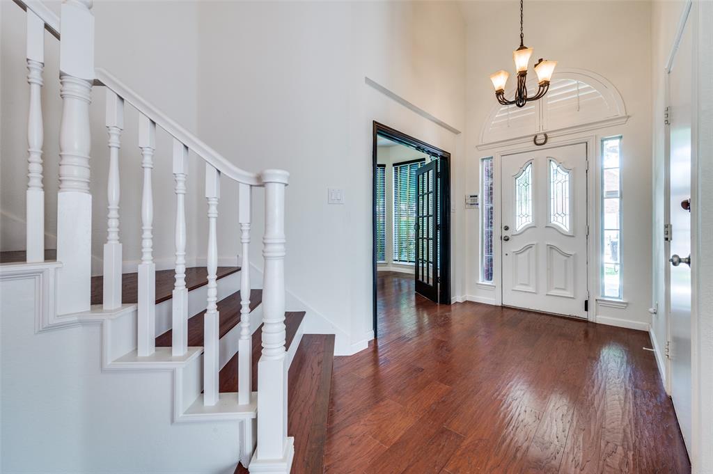 3772 Waterside Court Addison, TX 75001 - Photo 4 of 22