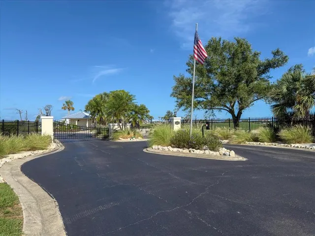 $1,099,000 | 10011 Eagle Preserve Drive, Englewood, FL 34224