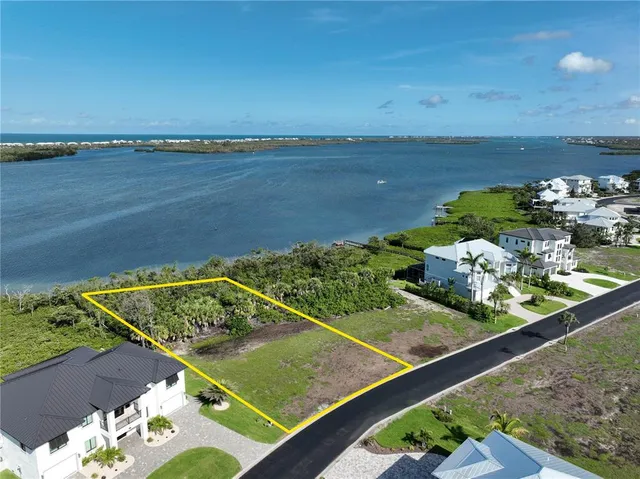 $1,099,000 | 10011 Eagle Preserve Drive, Englewood, FL 34224