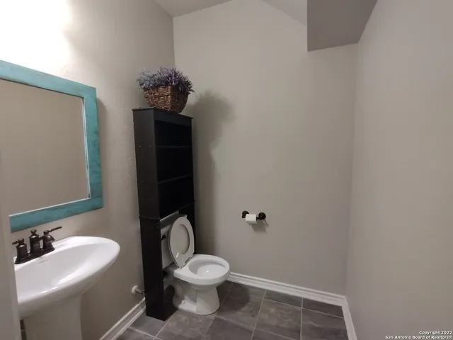 $2,650 | 11212 Hill Top Loop, Helotes, TX 78023