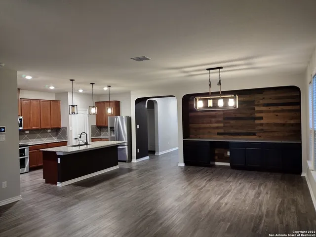 $2,650 | 11212 Hill Top Loop, Helotes, TX 78023