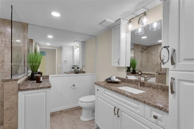 $269,900 | 1409 Southeast 46th Lane, Unit 105, Cape Coral, FL 33904