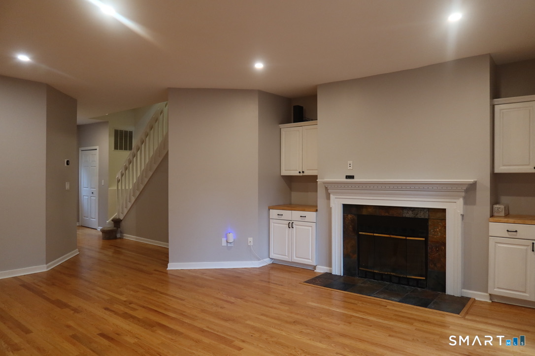 124 Hope Street, Unit B Stamford, CT 06906 - Photo 2 of 20