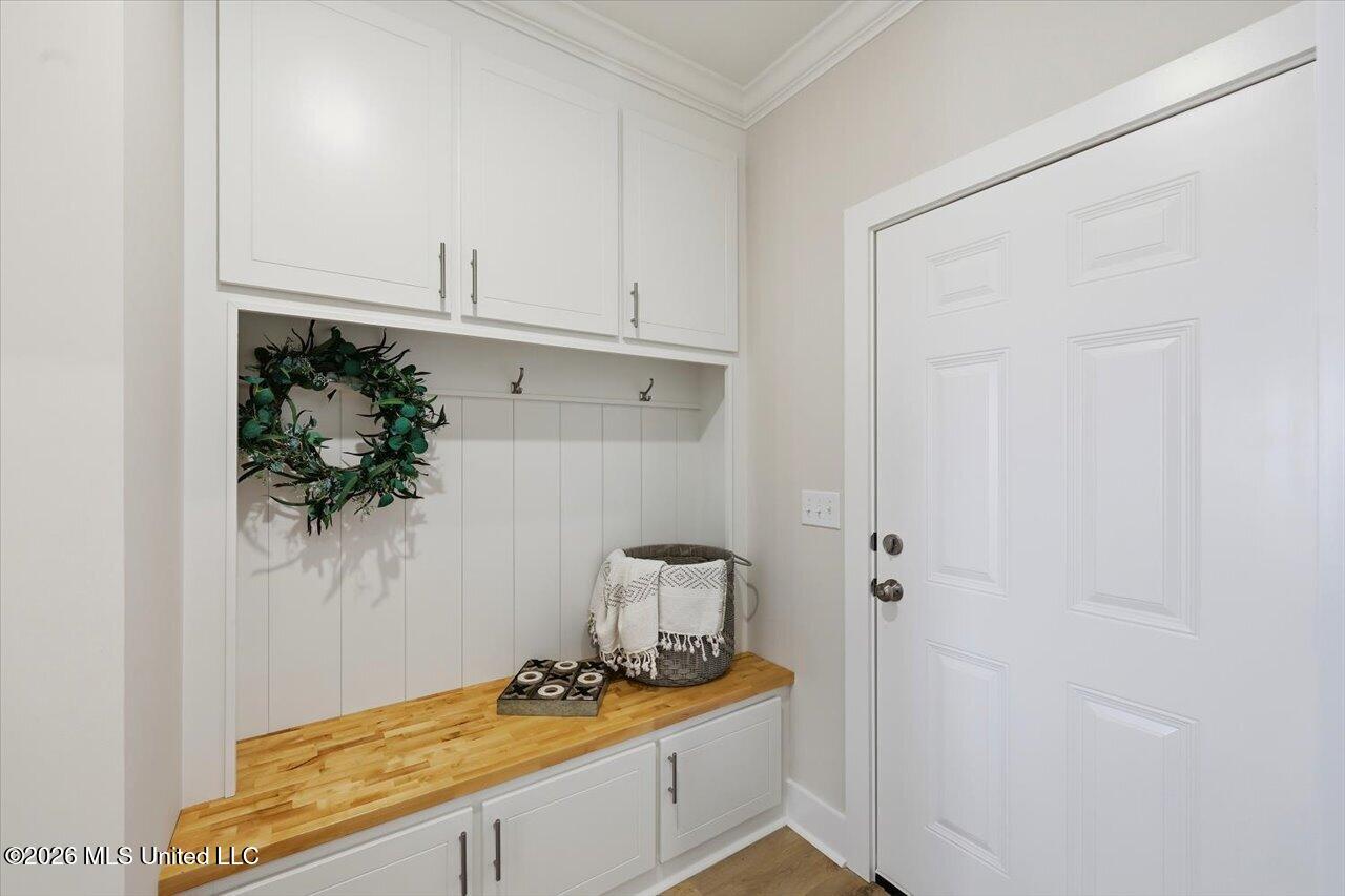 1110 Old Ct Crossing Flowood, MS 39232 - Photo 16 of 52 16-1110 Old Ct Xing _ Home Tours MS