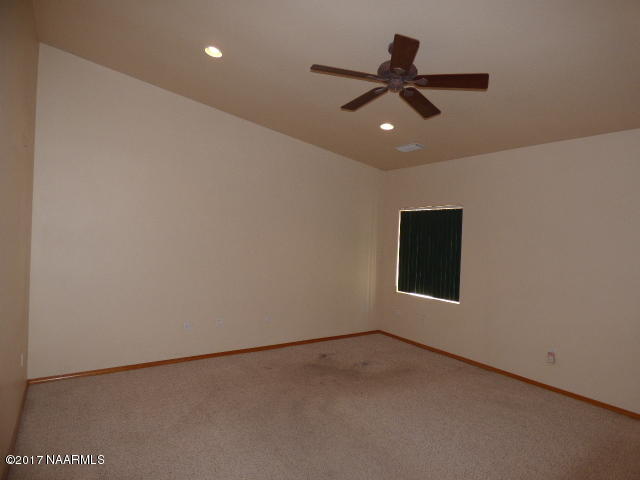 567 Mustang Road Page, AZ 86040 - Photo 10 of 20 09_Master Bedroom