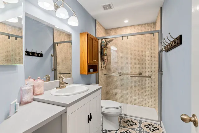 $269,999 | 3214 Debra Drive, Island Lake, IL 60042