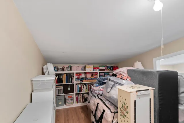 $269,999 | 3214 Debra Drive, Island Lake, IL 60042