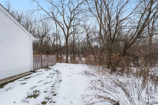 $269,999 | 3214 Debra Drive, Island Lake, IL 60042