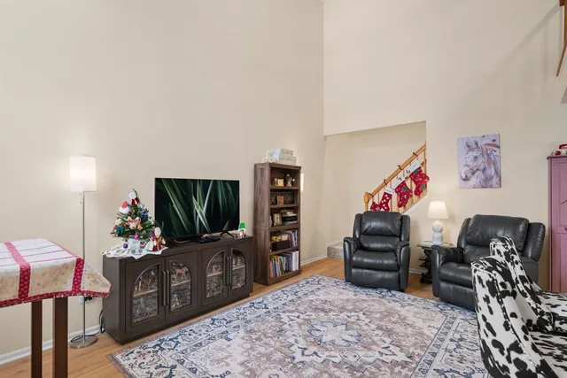 $269,999 | 3214 Debra Drive, Island Lake, IL 60042