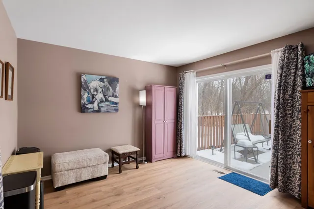 $269,999 | 3214 Debra Drive, Island Lake, IL 60042