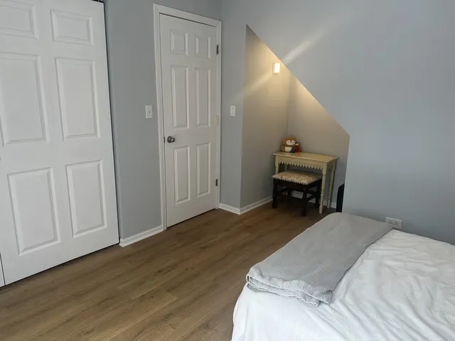 $269,999 | 3214 Debra Drive, Island Lake, IL 60042