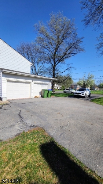 29 Ventnor Drive Edison, NJ 08820 - Photo 3 of 19