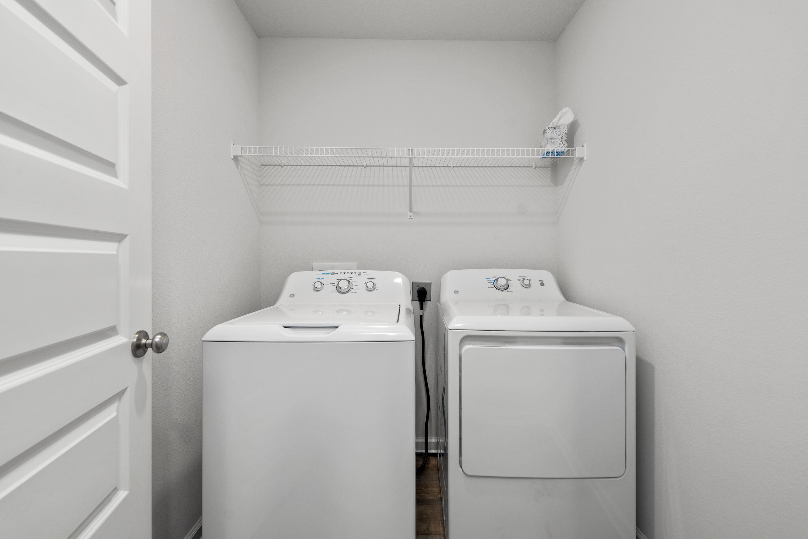 193 This Way Freeport, FL 32439 - Photo 37 of 56 a utility room with dryer and washer