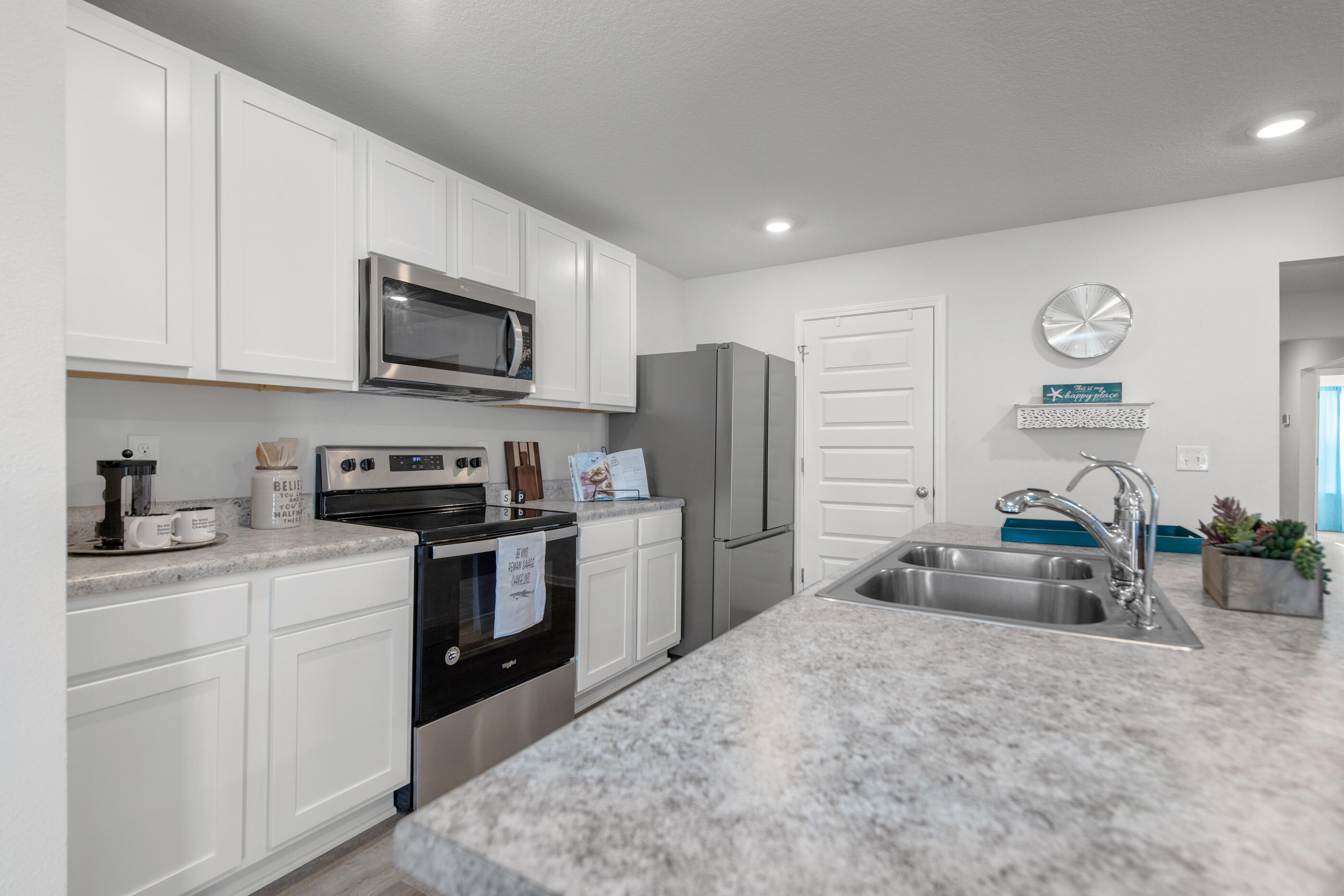 193 This Way Freeport, FL 32439 - Photo 9 of 56