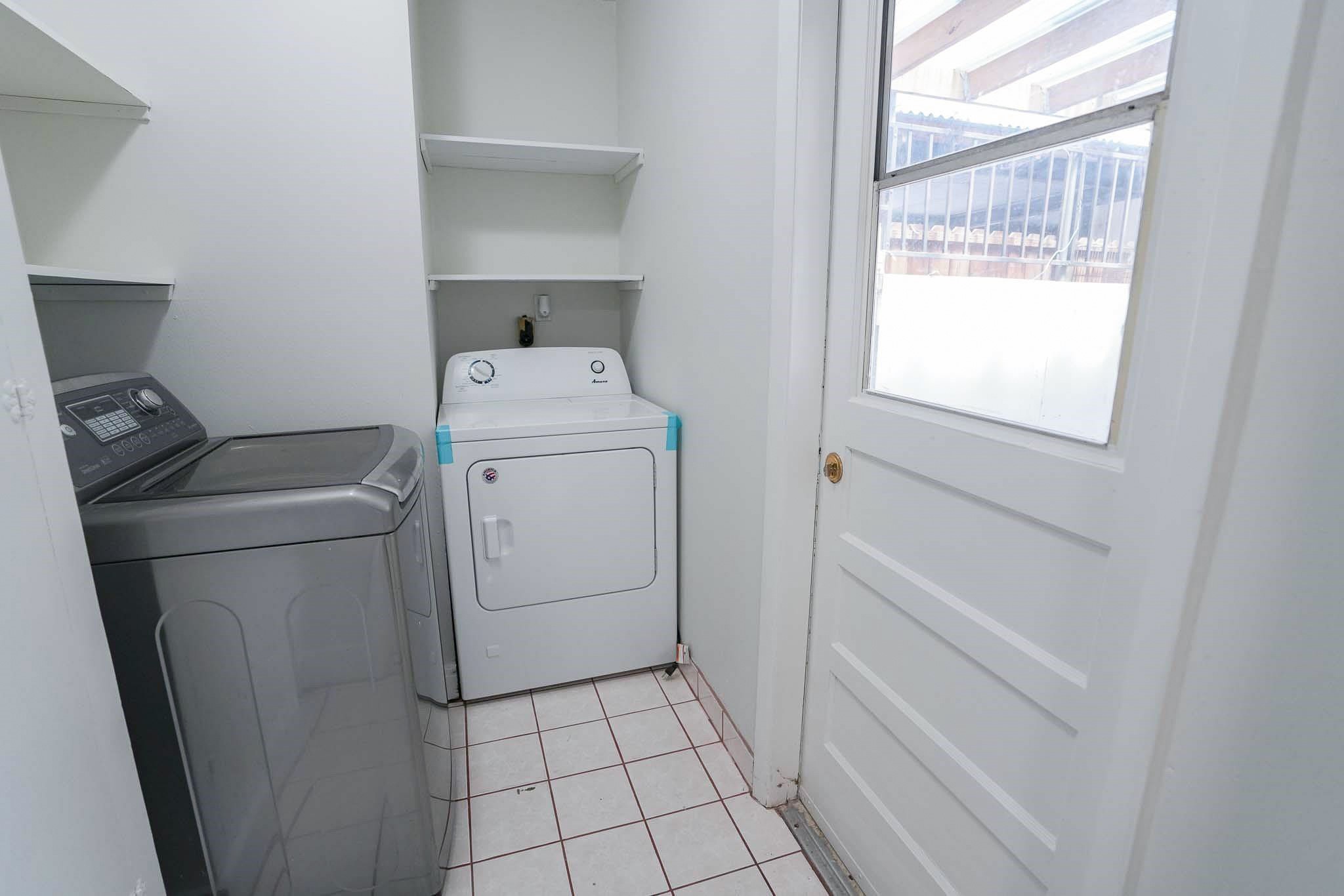 1255 Witte Road, Unit 17 Houston, TX 77055 - Photo 17 of 17 a utility room with dryer and washer