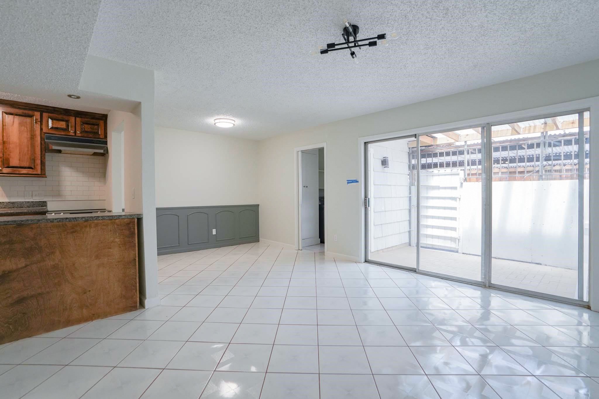 1255 Witte Road, Unit 17 Houston, TX 77055 - Photo 8 of 17 a view of a livingroom with an empty space