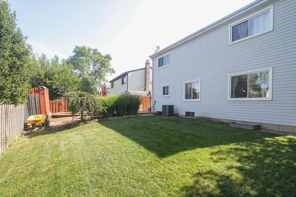 450 Dover Drive Roselle, IL 60172 - Photo 25 of 25