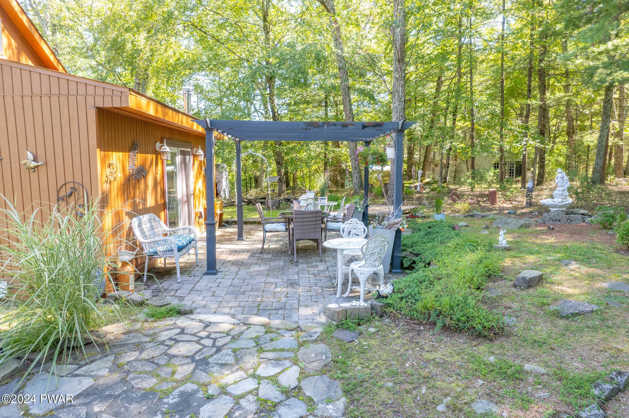 167 Oneida Road Shohola, PA 18458 - Photo 5 of 28