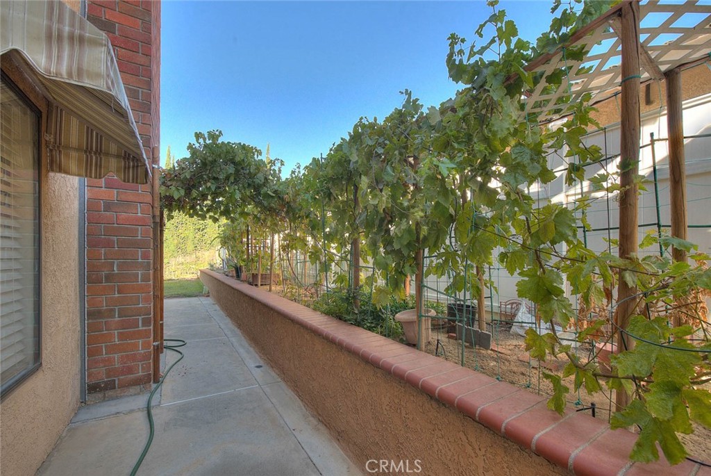 16 Sunset Ridge Drive Pomona, CA 91766 - Photo 43 of 59