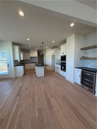 $625,000 | 13522 Northeast 114th Place, Kearney, MO 64060