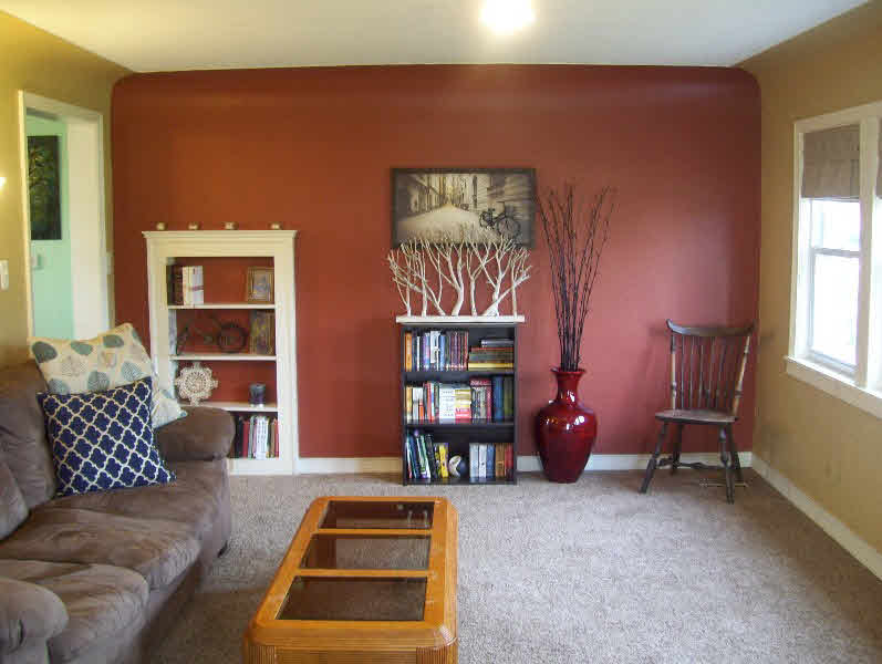 105 Spring Street Kawkawlin, MI 48631 - Photo 2 of 18
