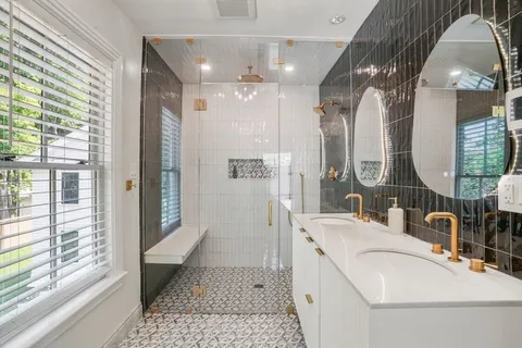 $1,650,000 | 12 Shawmut Avenue, Wayland, MA 01778