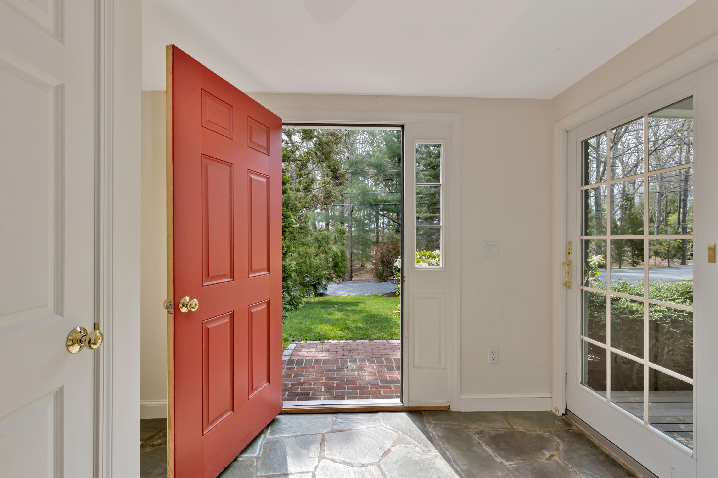194 Cedar Tree Neck Road Marstons Mills, MA 02648 - Photo 4 of 58 foyer