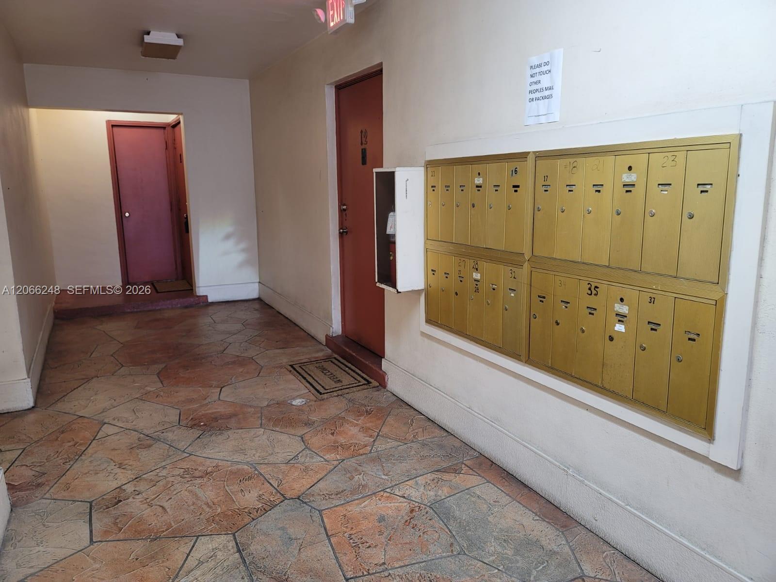 610 Northwest 13th Street, Unit 11 Boca Raton, FL 33486 - Photo 25 of 31 Gallery Image 25
