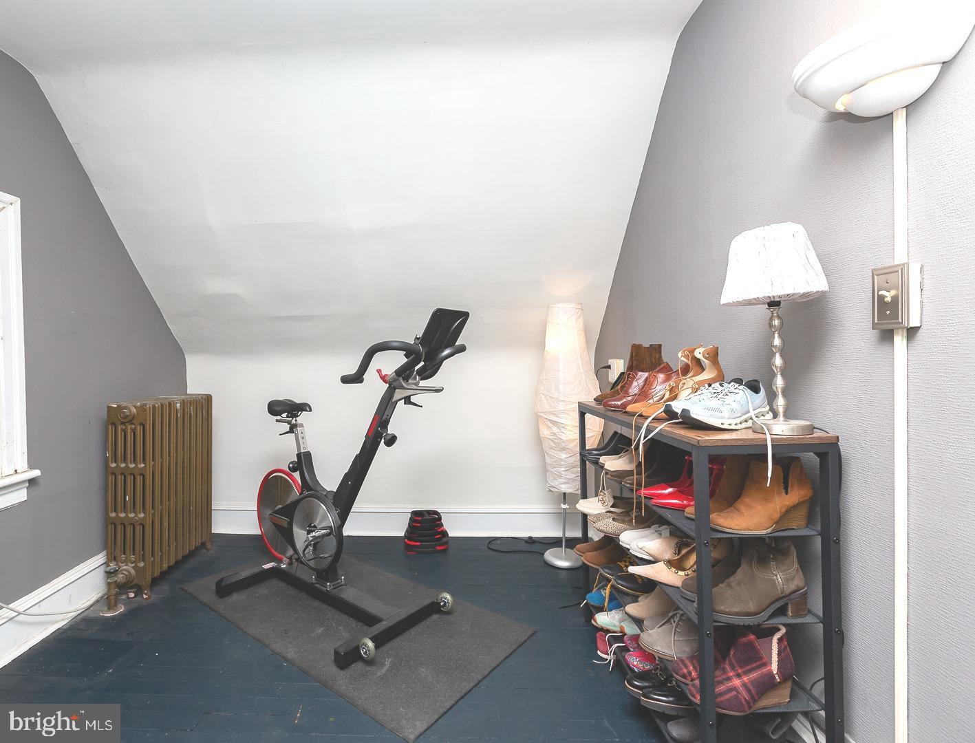 251 Sagamore Road Havertown, PA 19083 - Photo 31 of 41 a room with gym equipment