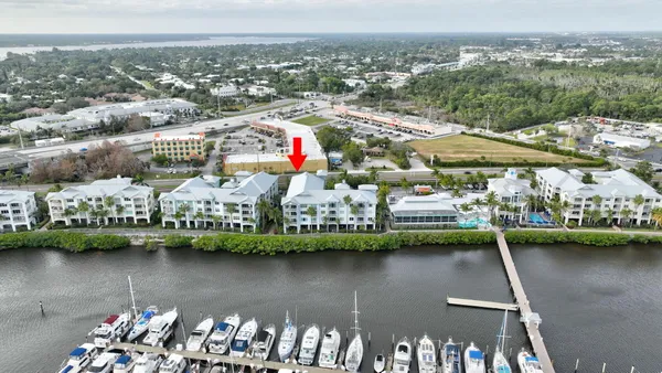 $5,250 | 875 Northwest Flagler Avenue, Unit 404, Stuart, FL 34994