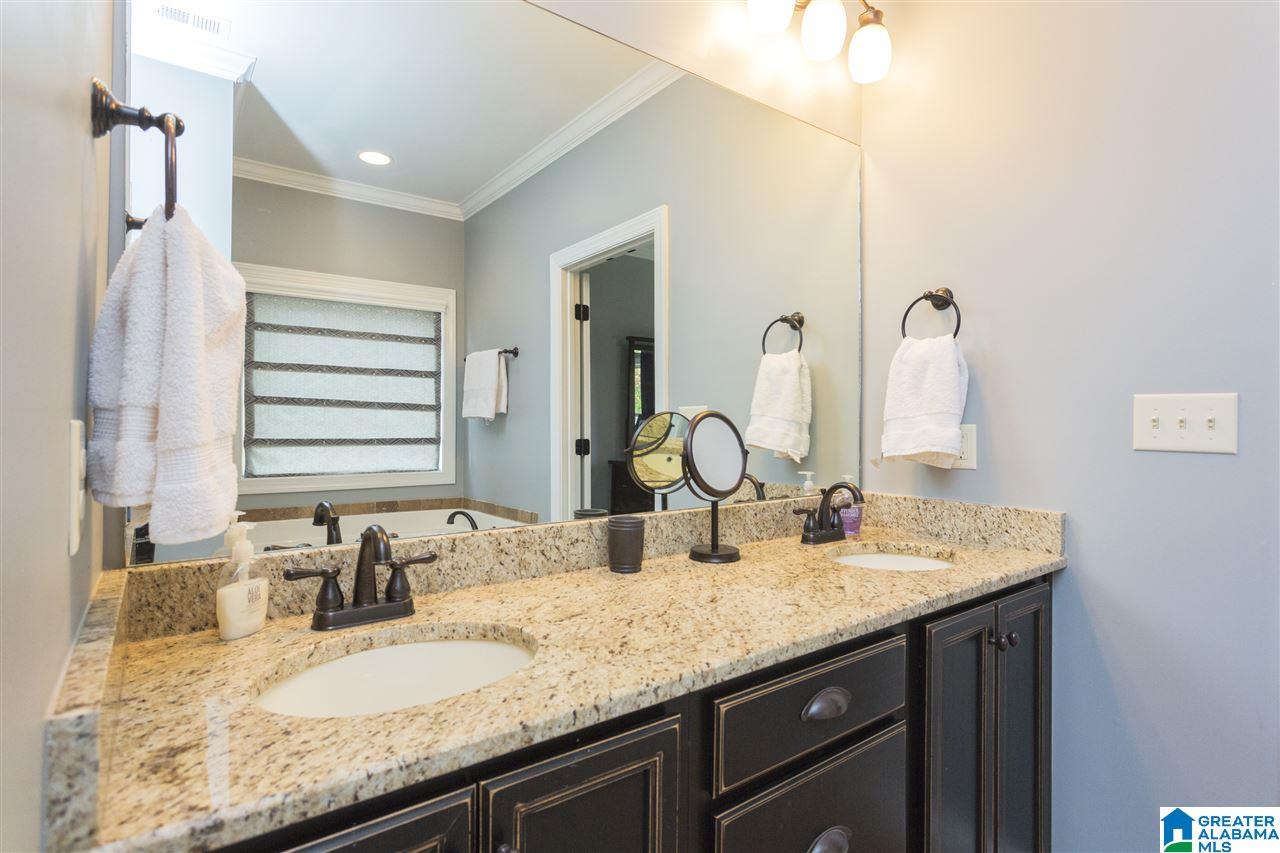 216 Dunrobin Cove Pelham, AL 35124 - Photo 31 of 37