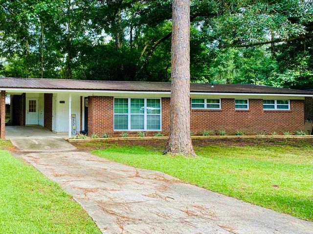 $1,900 | 1113 Buckingham Drive, Tallahassee, FL 32308