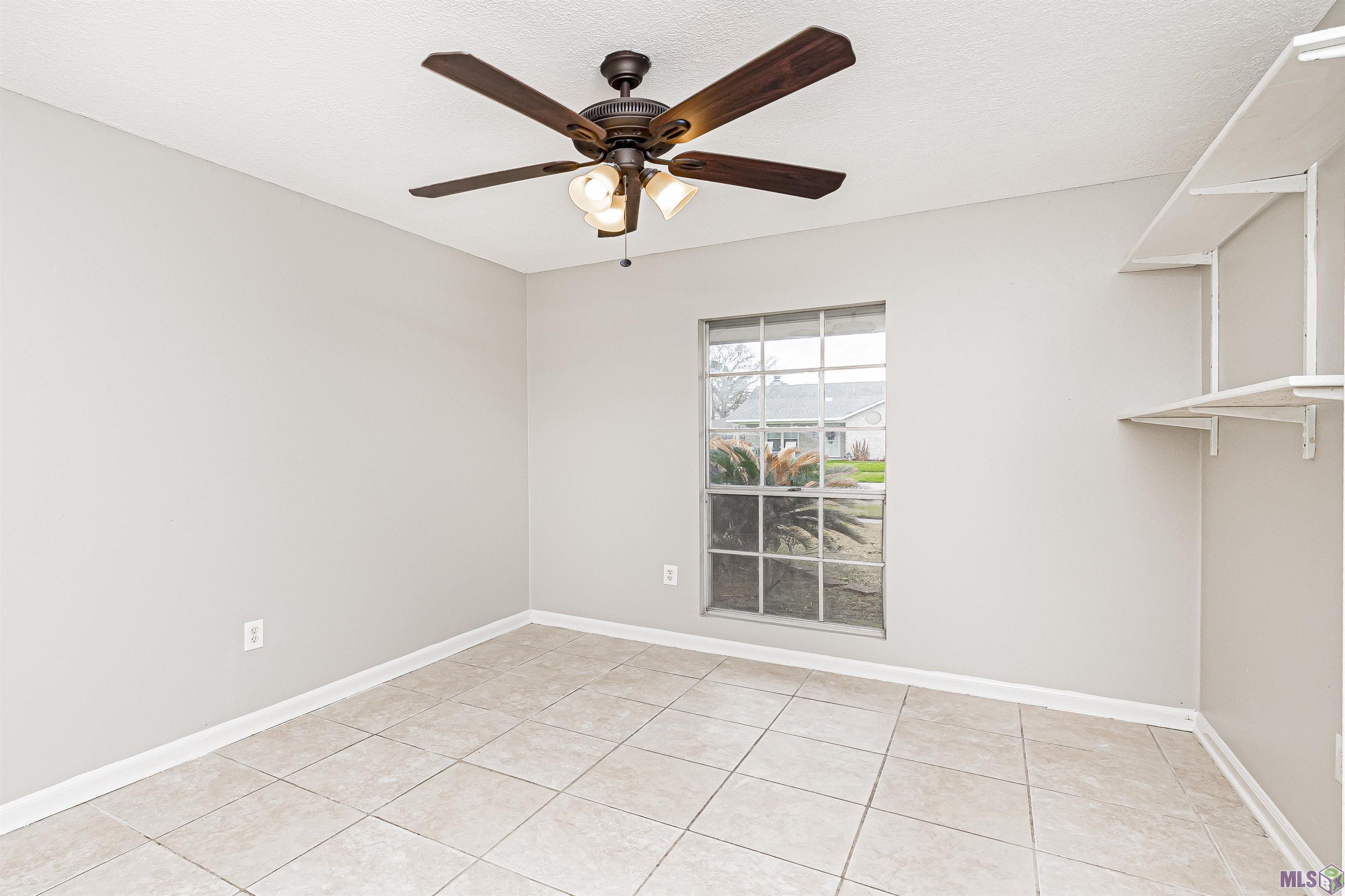 2227 General Mouton Avenue Baton Rouge, LA 70810 - Photo 11 of 14 Gallery Image 11