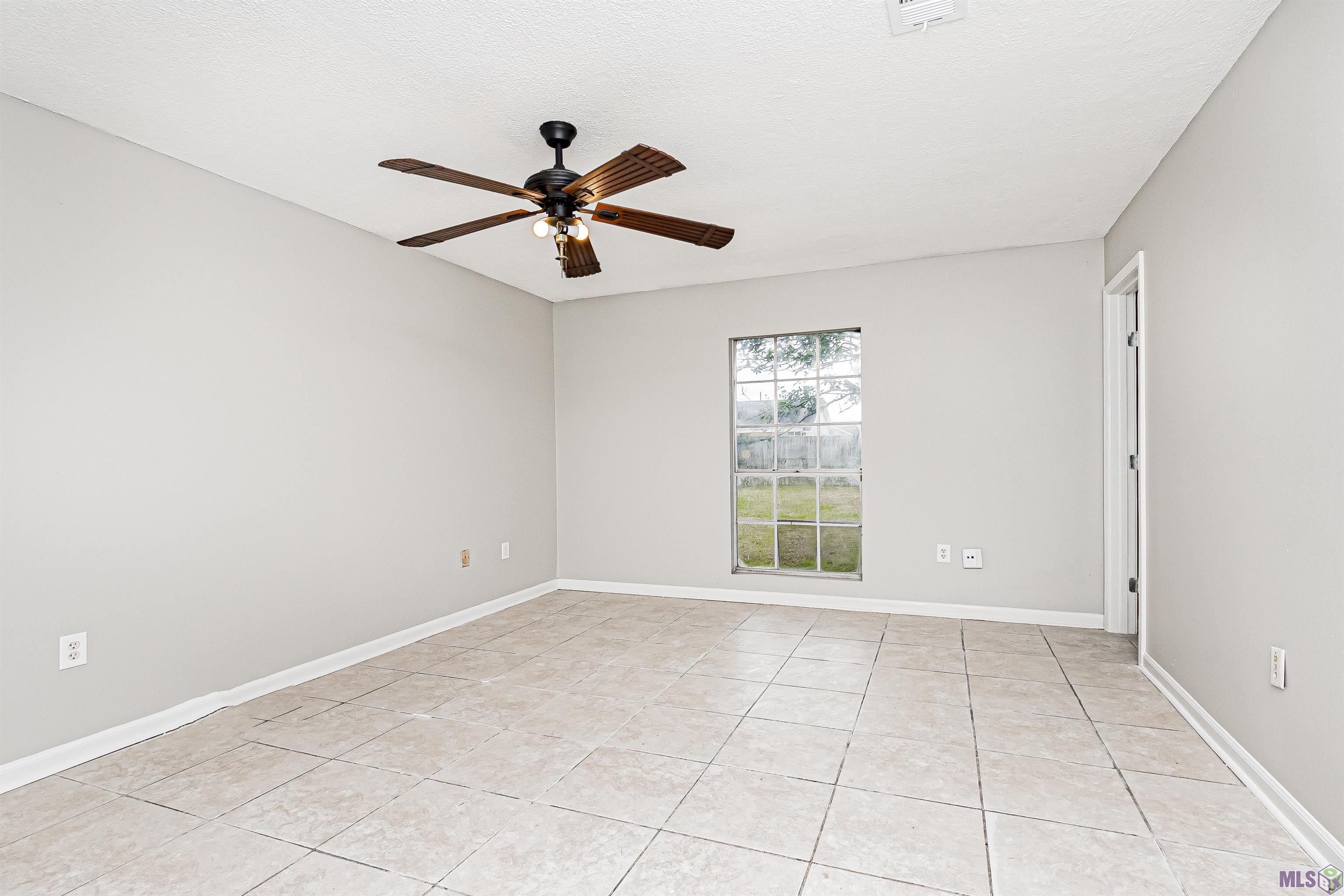 2227 General Mouton Avenue Baton Rouge, LA 70810 - Photo 8 of 14 Gallery Image 8