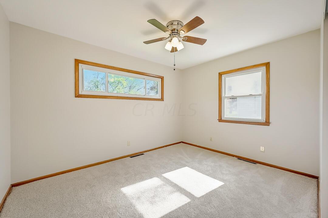 2323 Zollinger Road Columbus, OH 43221 - Photo 18 of 28 listing_15