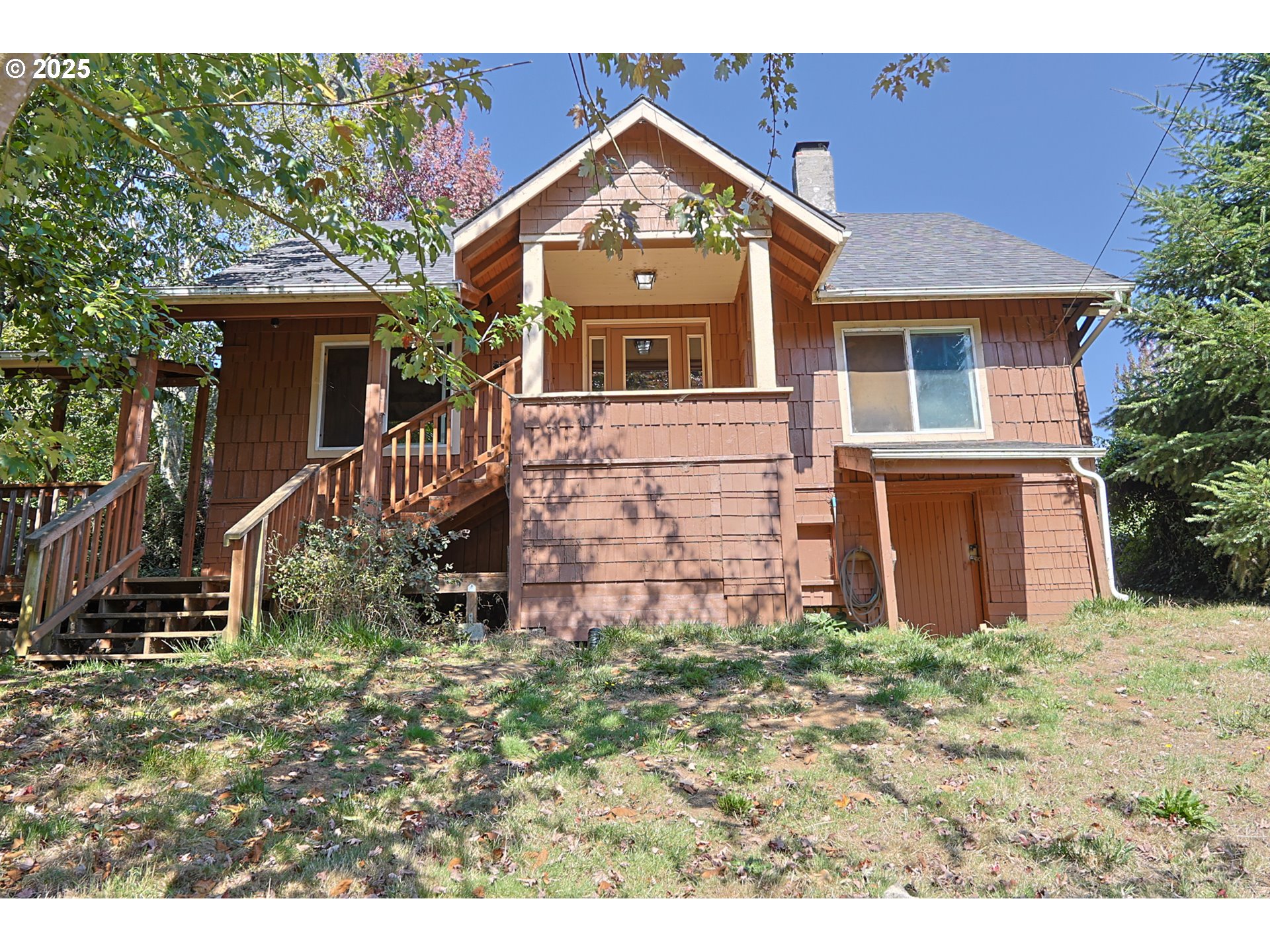 1194 Oregon Avenue Coos Bay, OR 97420 - Photo 1 of 36