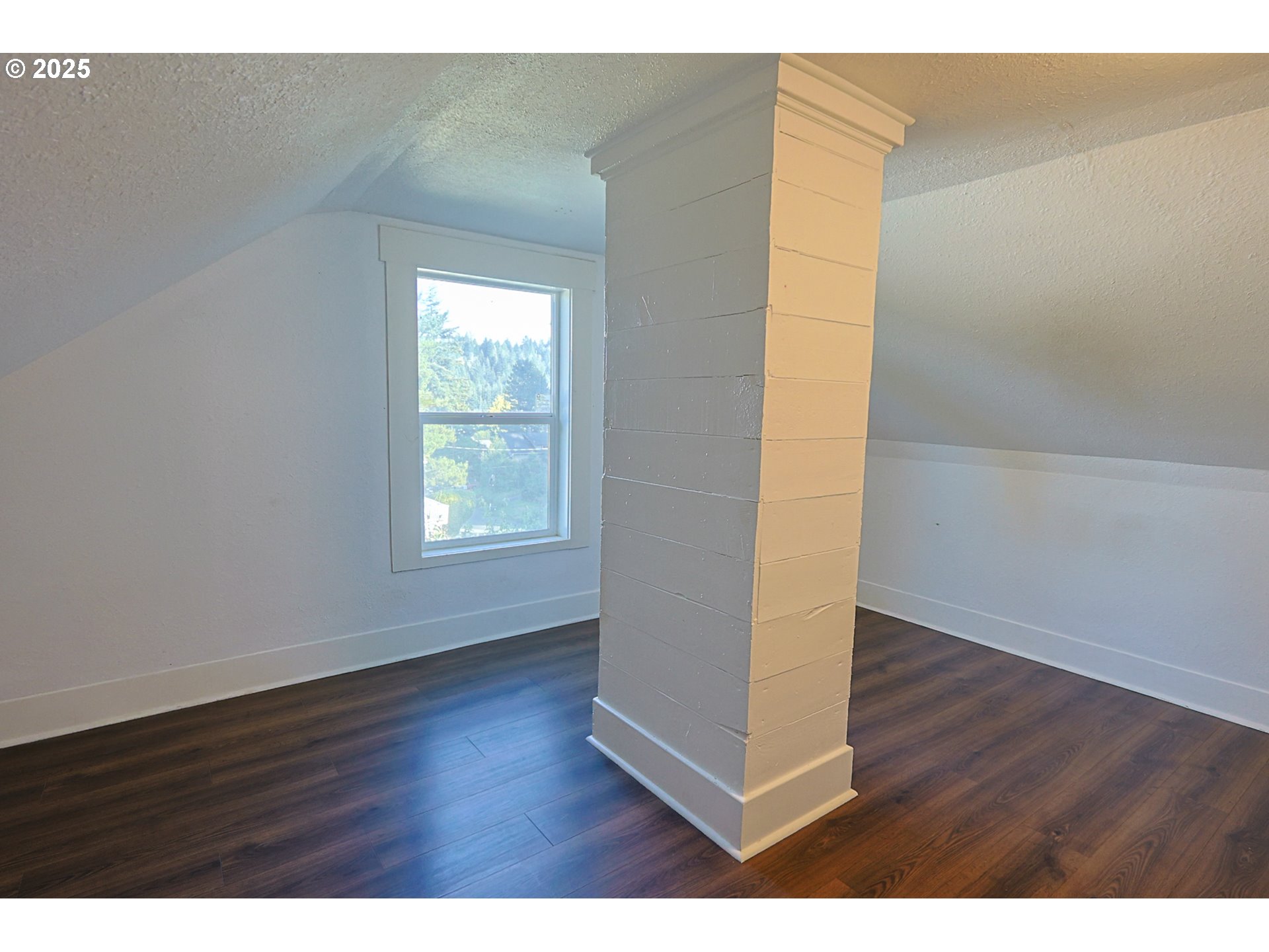 1194 Oregon Avenue Coos Bay, OR 97420 - Photo 24 of 36